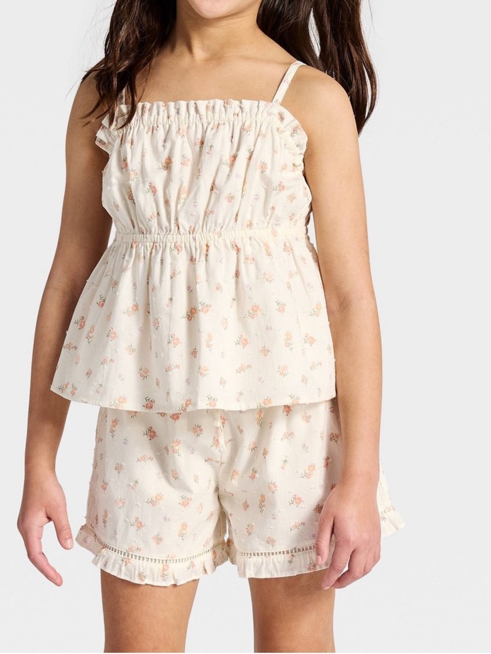 Full Set. Girl’s top and shorts    Set.     Floral. Print. XL